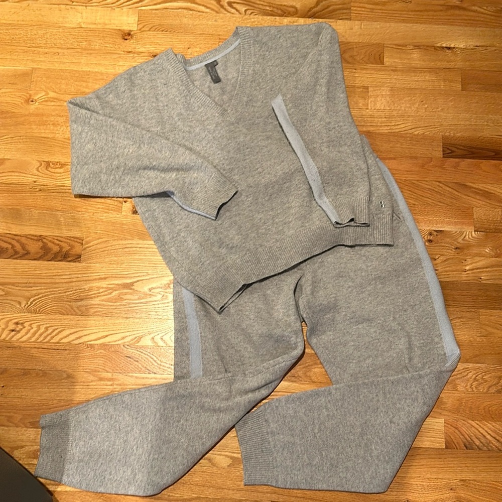 Sweaty Betty 100% Wool Set